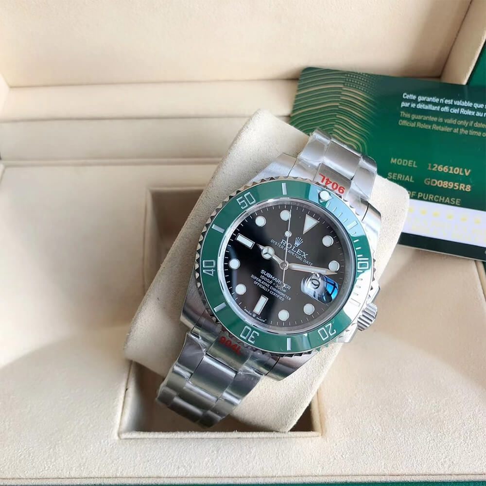 Rolex Submariner Date