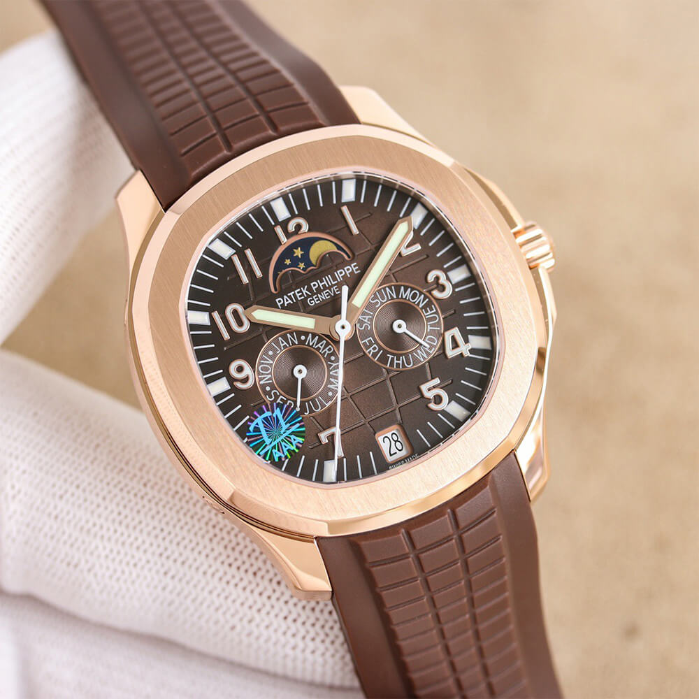 Patek Philippe Aquanaut 5261R-001