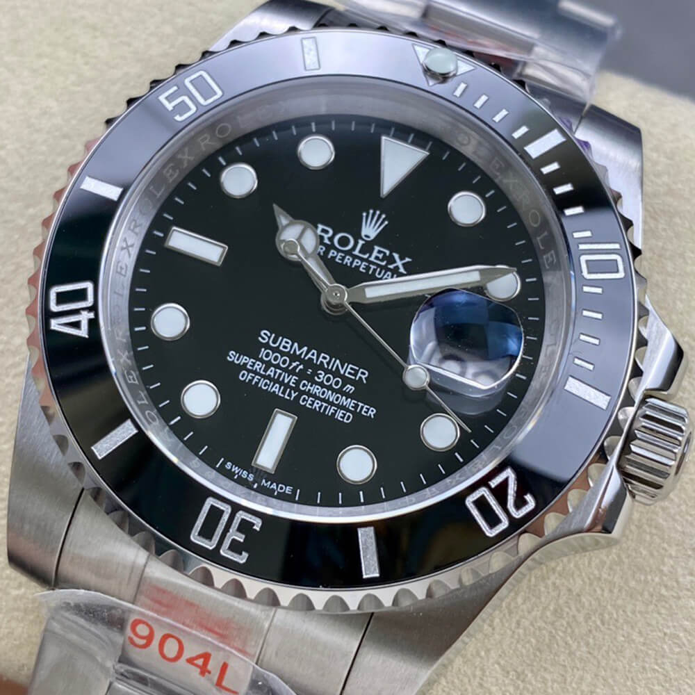 Rolex Submariner Date