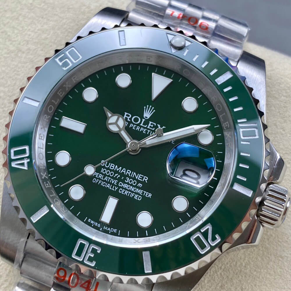 Rolex Submariner Date