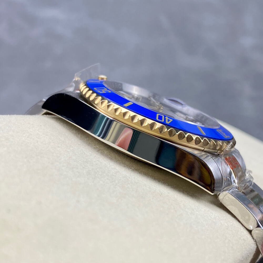 Rolex Submariner Date