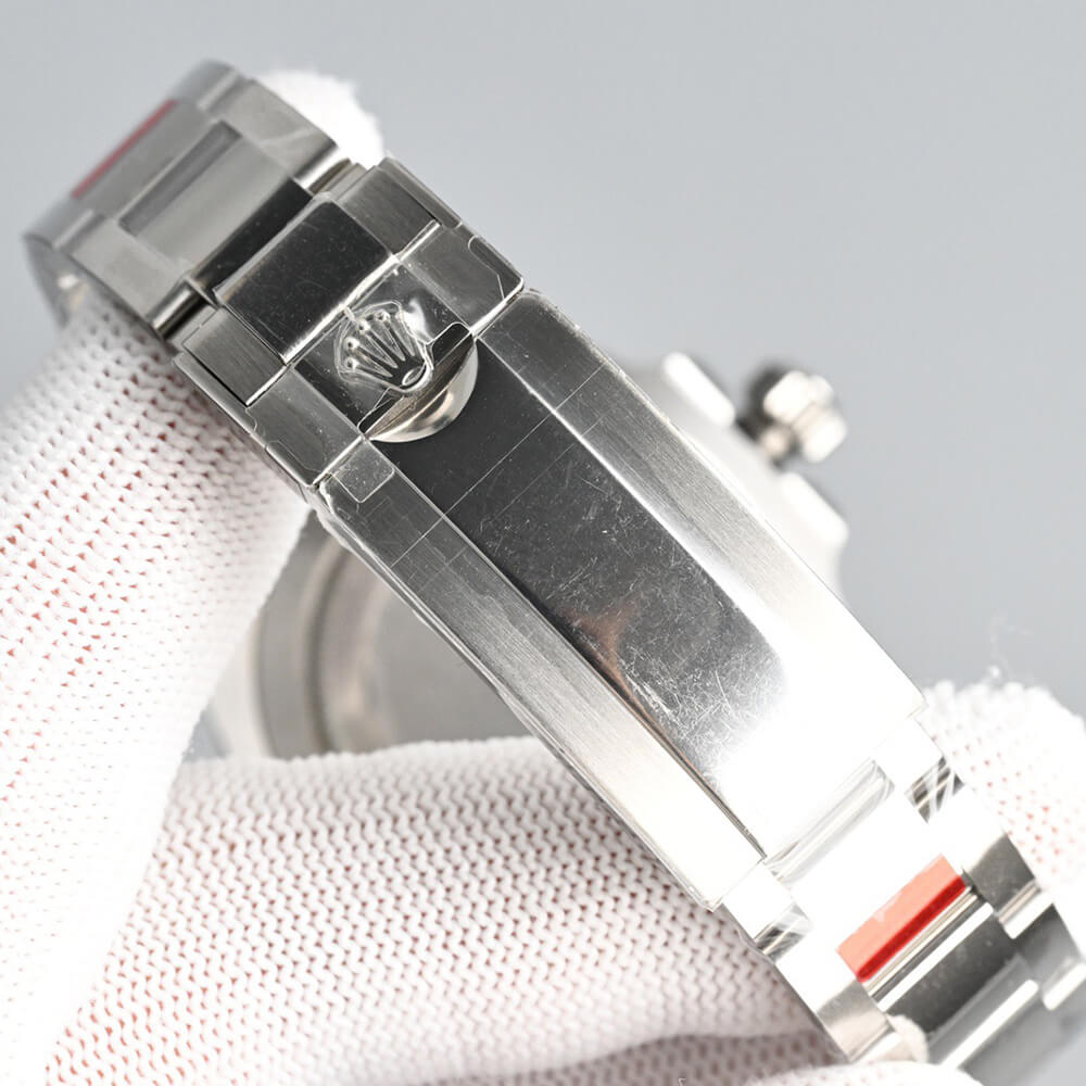 Rolex Submariner Date