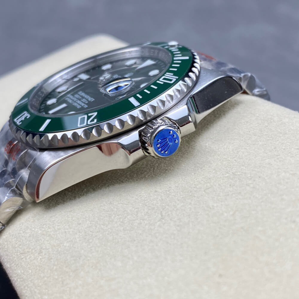 Rolex Submariner Date