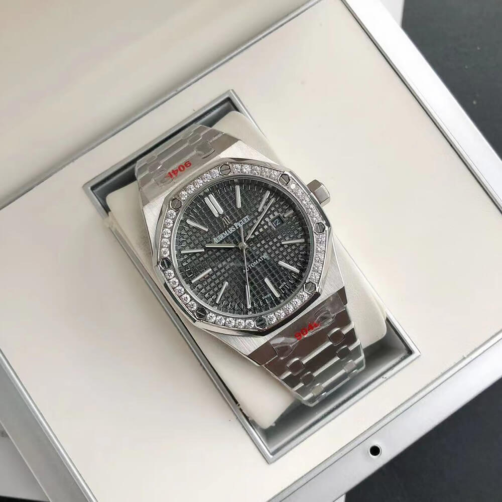 Audemars Piguet Royal Oak 15400