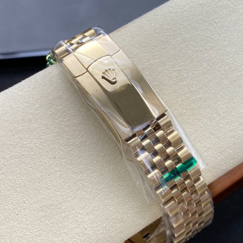 Rolex Sky-Dweller