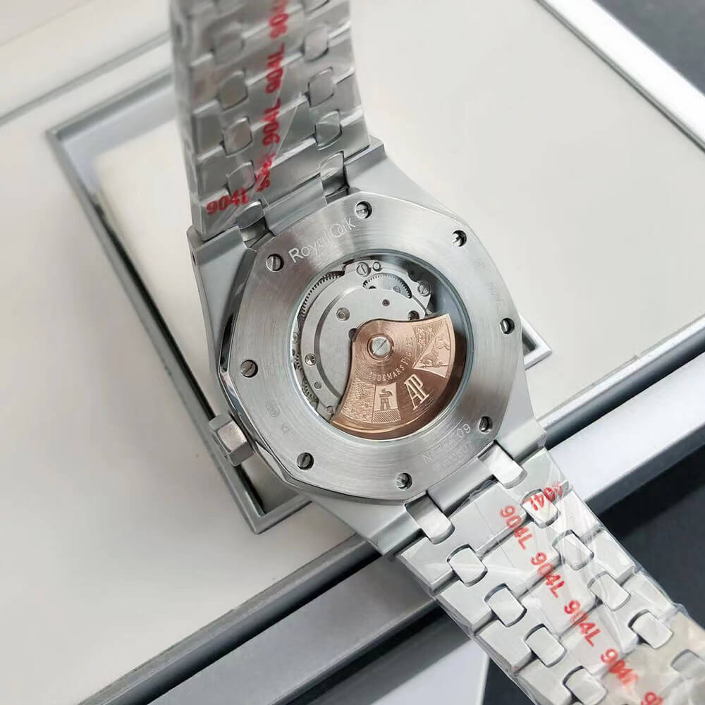 Audemars Piguet Royal Oak 15400